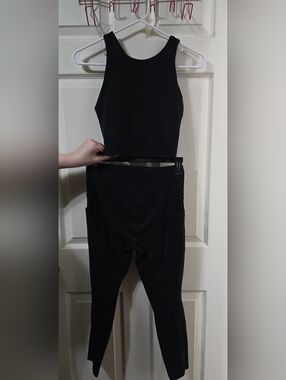 Athleta High-Rise Black Pocket Leggings with Matching Crop Tank